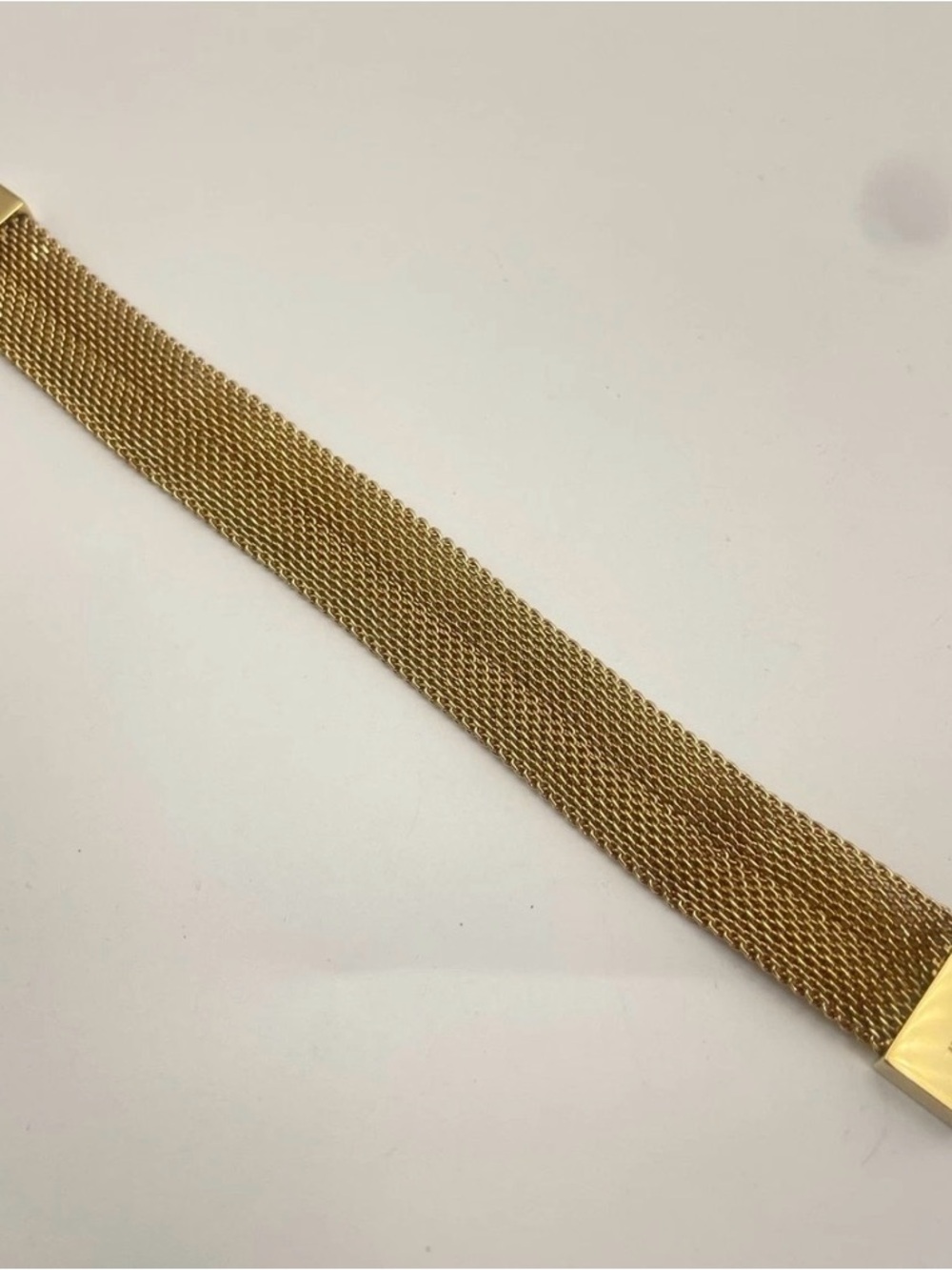 Gucci Gold Tone Mesh Bracelet with Engraved Clasp 7 inches - Picture 4 of 5
